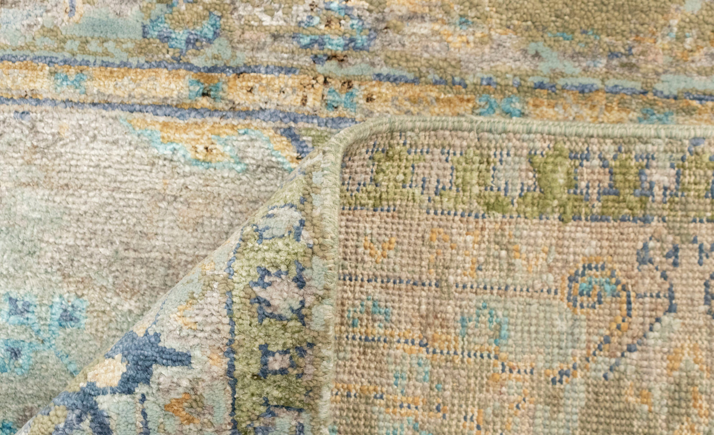 8x8.8Ft Medallion Traditional 100% Saree Silk Rug | Shritija Rugs | Rugs Online London